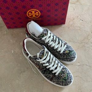TORY BURCH SNEAKERS